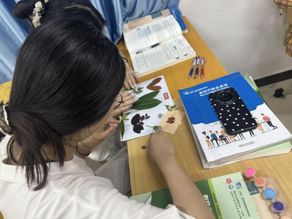 社区动态我校5月“一站式”学生社区风采掠影（药学院篇）(图4)